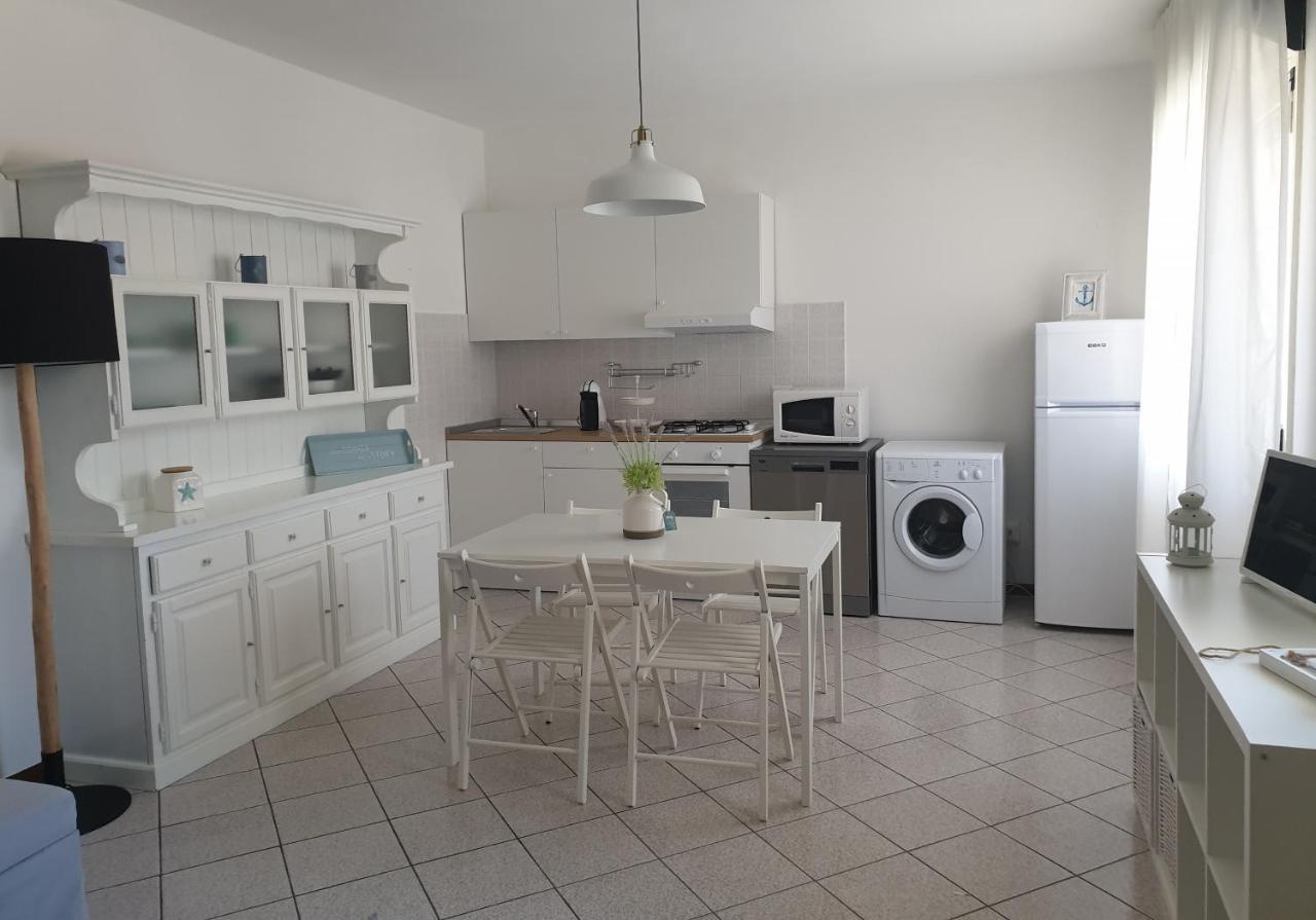 Apartamento La Casa Di Mattia Pula Exterior foto